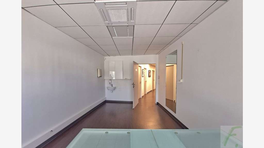 Location pour profession libérale médicale. Bureau