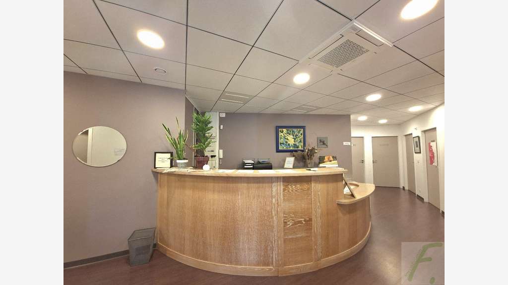 Location pour profession libérale médicale. Bureau