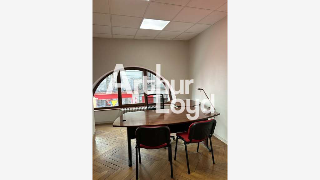 A louer bureaux 130m² Centre ville Aix-les-Bains