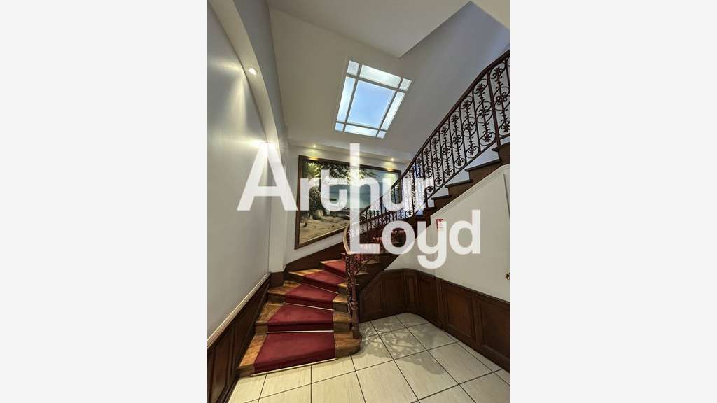 A louer bureaux 130m² Centre ville Aix-les-Bains