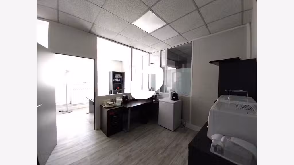 A louer Bureaux 235m² Alfortville