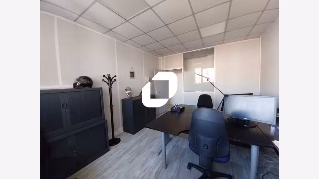 A louer Bureaux 235m² Alfortville