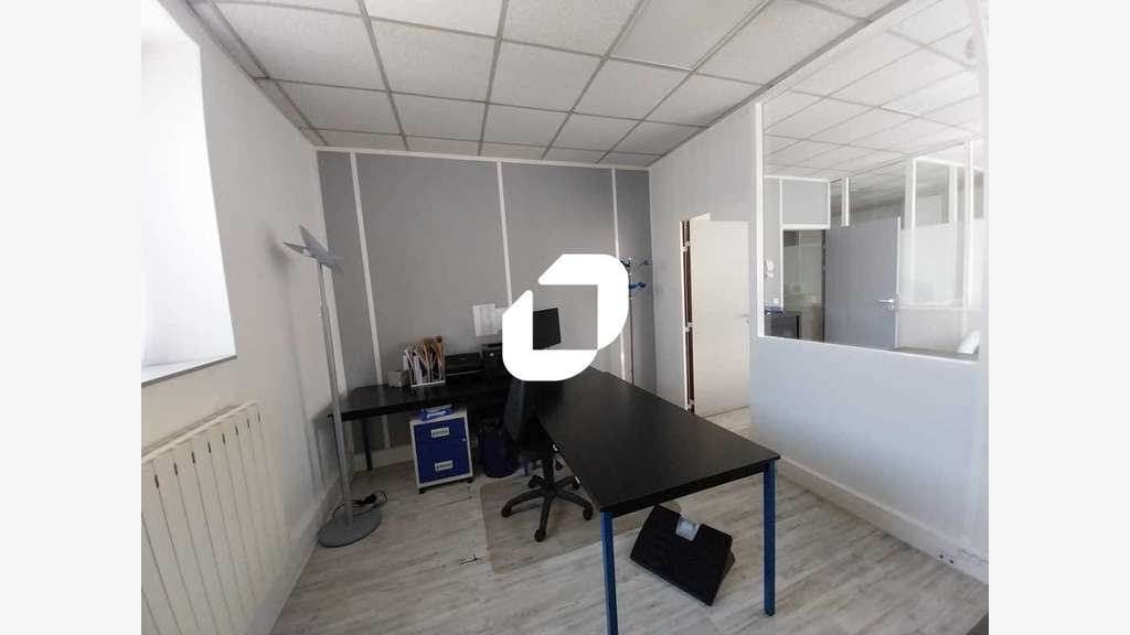 A louer Bureaux 235m² Alfortville