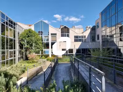 A louer Bureaux 235m² Alfortville