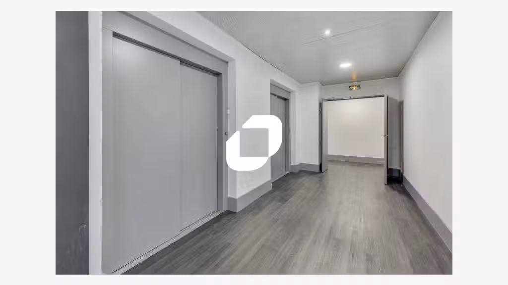 A louer Bureaux 655m² Alfortville