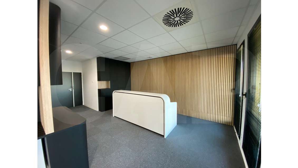 A louer bureau 101m² aménagé et cloisonné à Rennes