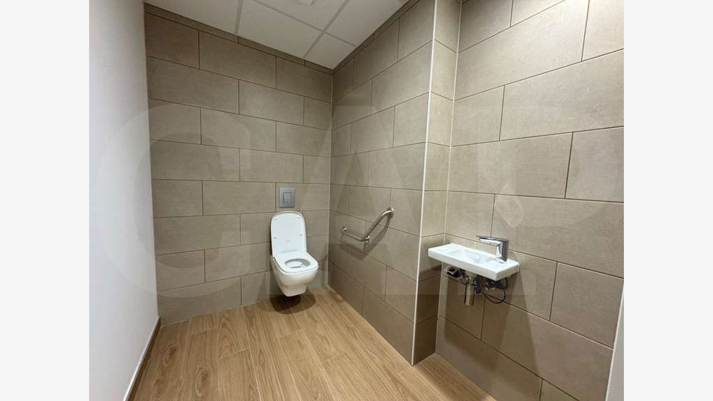 A louer bureaux 1227m² à Saint-Jacques-de-la-Lande