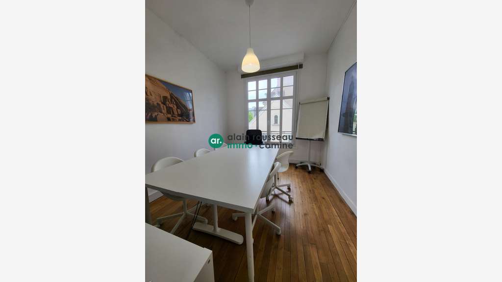 A louer bureaux 66m² R+2 hyper centre Angers Gare