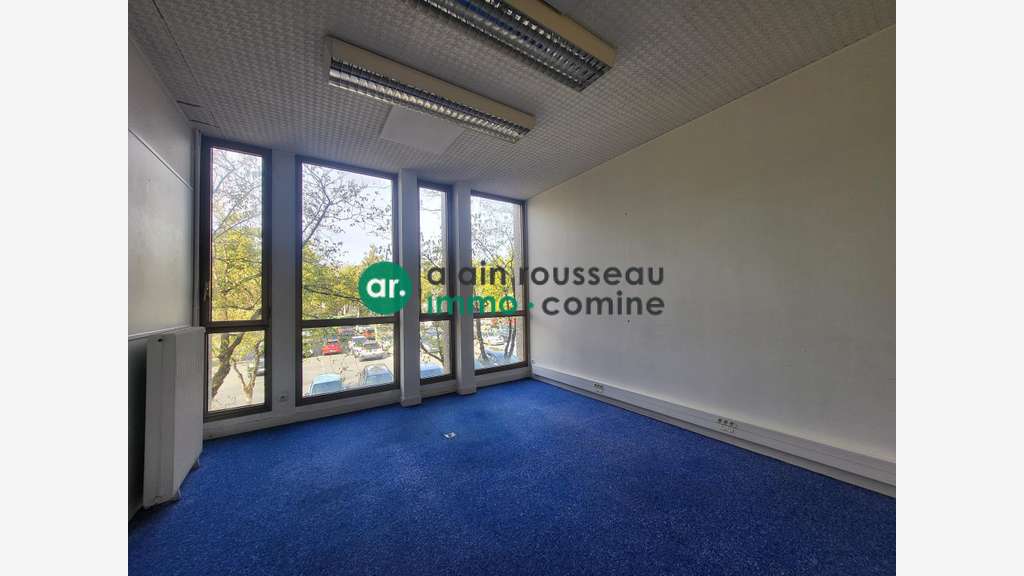 A louer bureaux ensoleillés 118m² prox gare Angers