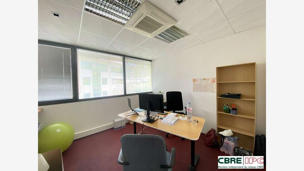 LOCATION - REF 8504FD