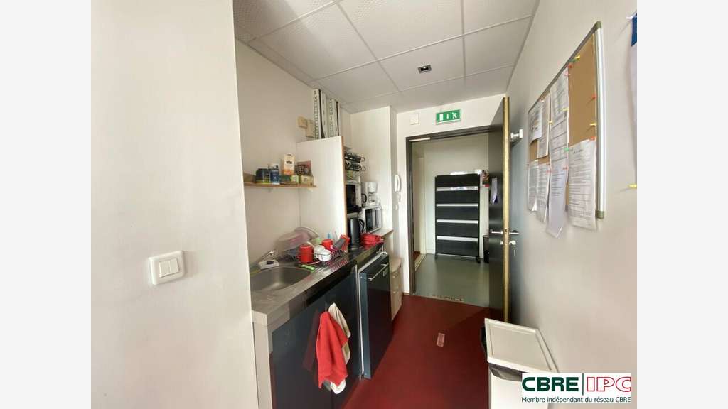 LOCATION - REF 8504FD