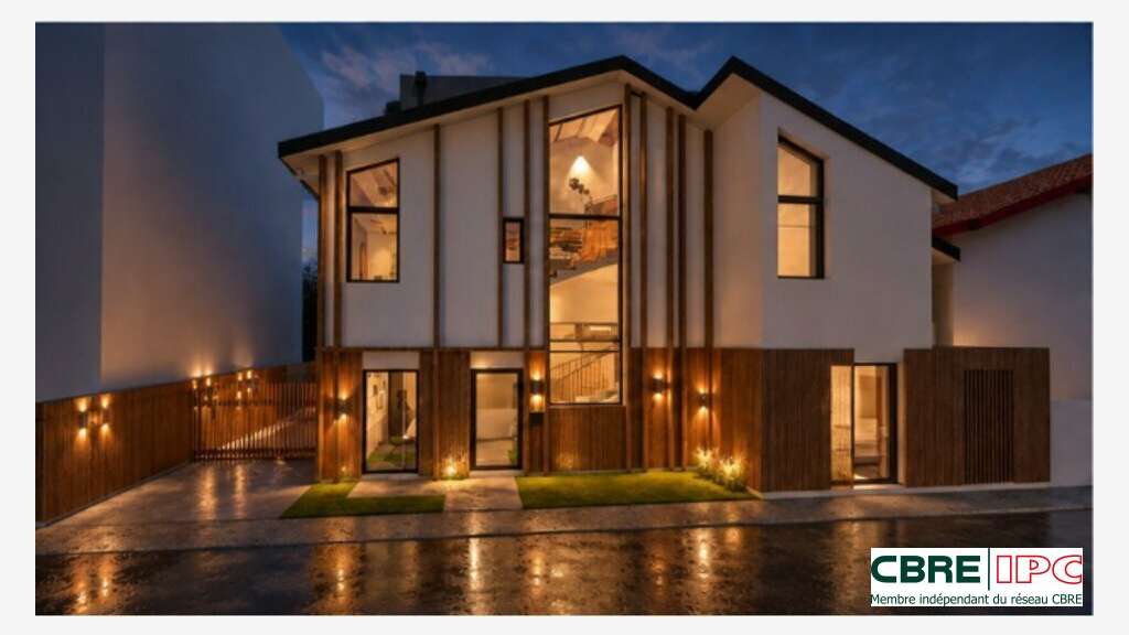LOCATION - REF : 8496FD