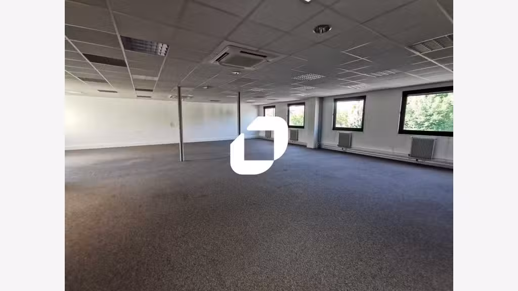 A louer Bureaux 575m² Antony