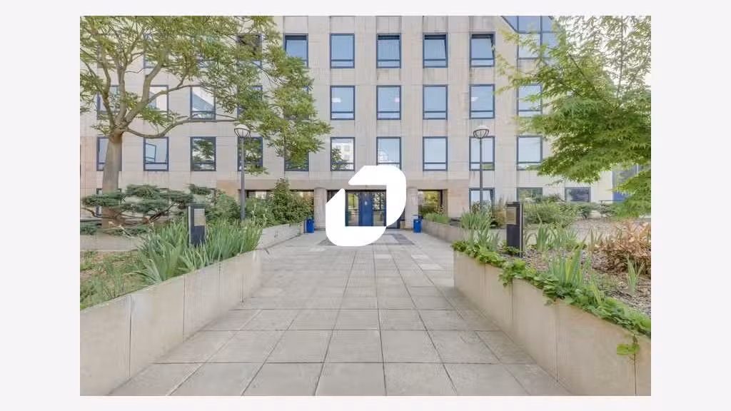A louer Bureaux 594m² Antony