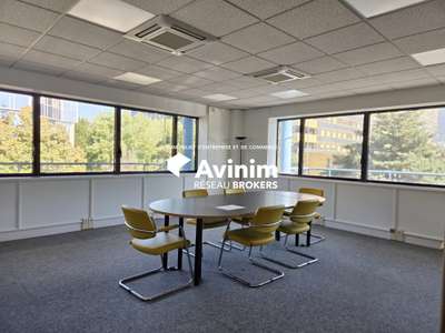 À LOUER – LOCAUX BUREAUX ET ACTIVITÉ – TECHNOPÔLE 
