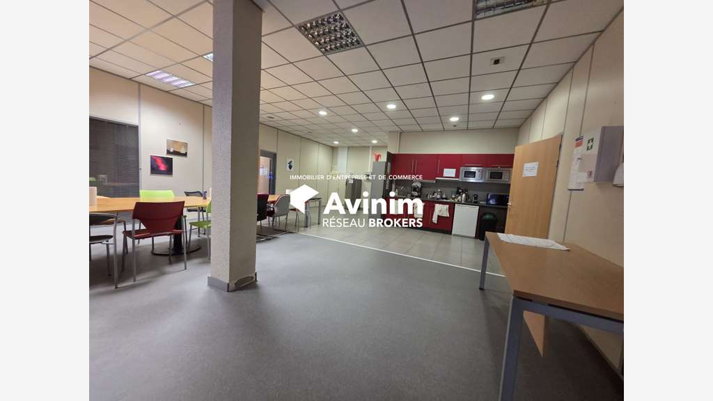À LOUER – LOCAUX BUREAUX ET ACTIVITÉ – TECHNOPÔLE 