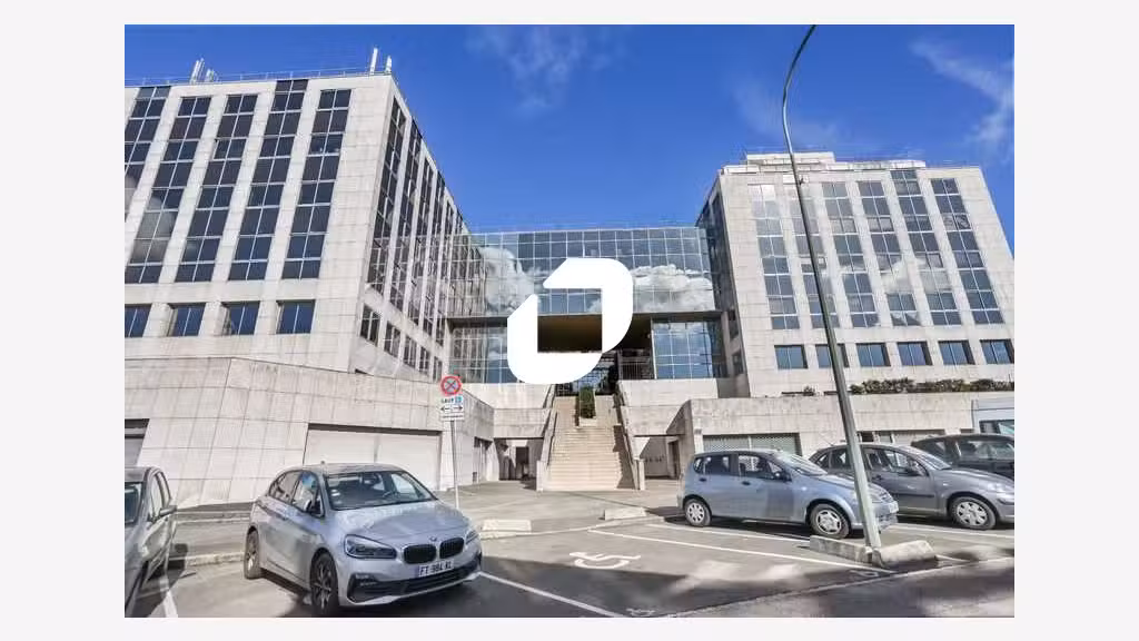 A louer Bureaux 544m² Arcueil