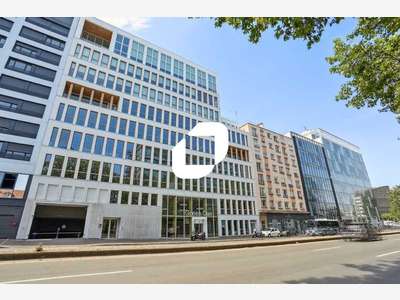 A louer Bureaux 2072m² Arcueil
