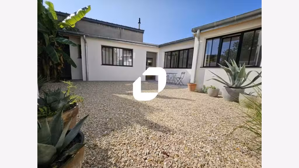 A louer Bureaux 198m² Arcueil