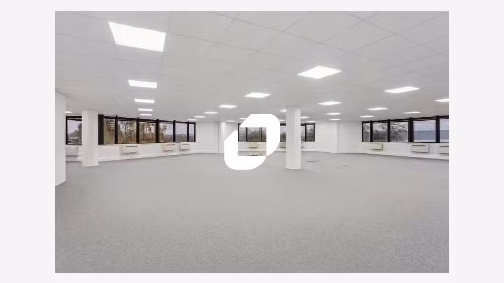 A louer Bureaux 1234m² Argenteuil