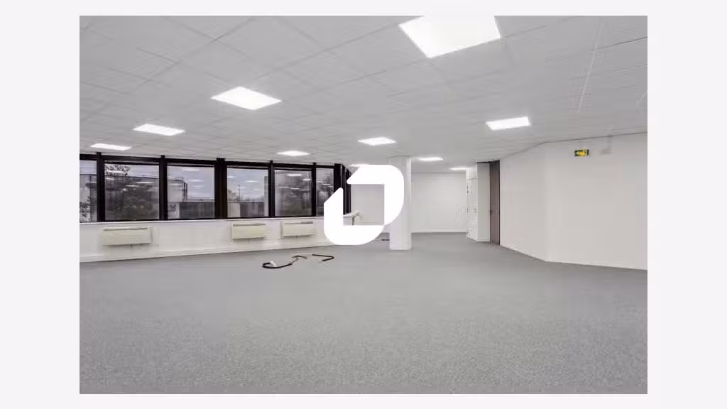 A louer Bureaux 1234m² Argenteuil