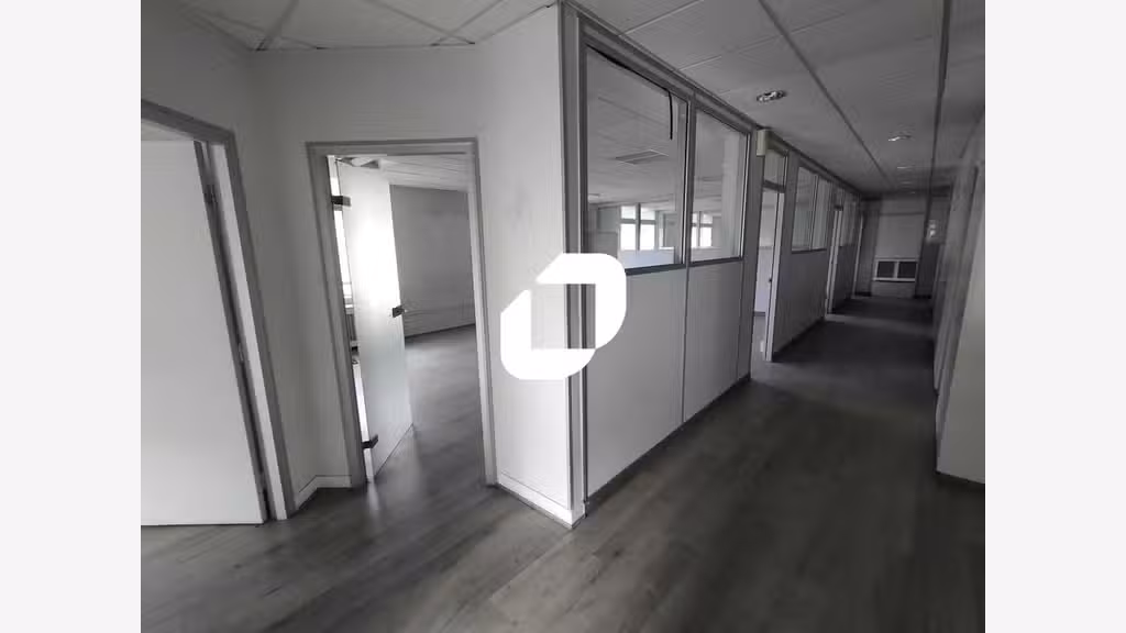 A louer Bureaux 800m² Argenteuil