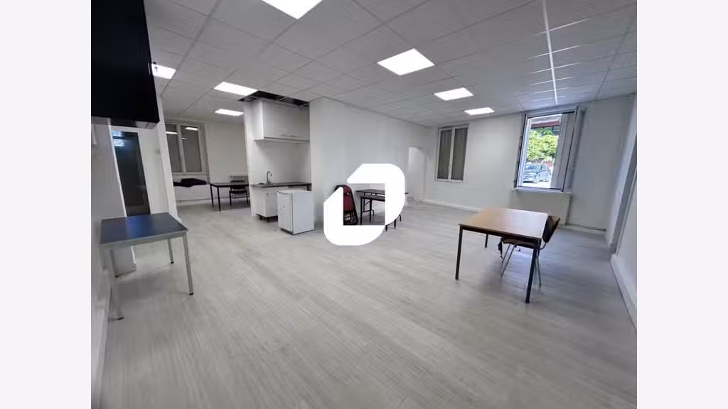 A louer Bureaux 375m² Argenteuil