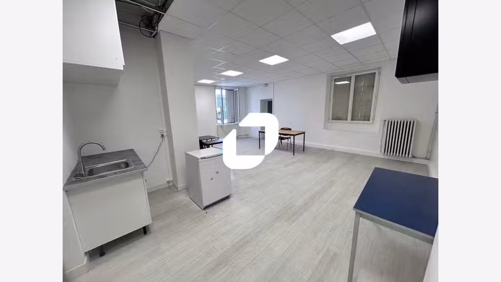 A louer Bureaux 375m² Argenteuil