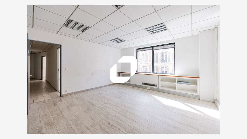 A louer Bureaux 1175m² Asnieres sur seine