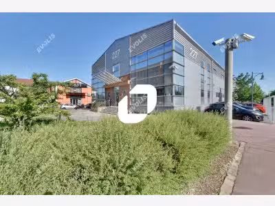 A louer Bureaux 3021m² Aubervilliers