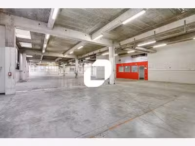 A louer Bureaux 1400m² Aubervilliers
