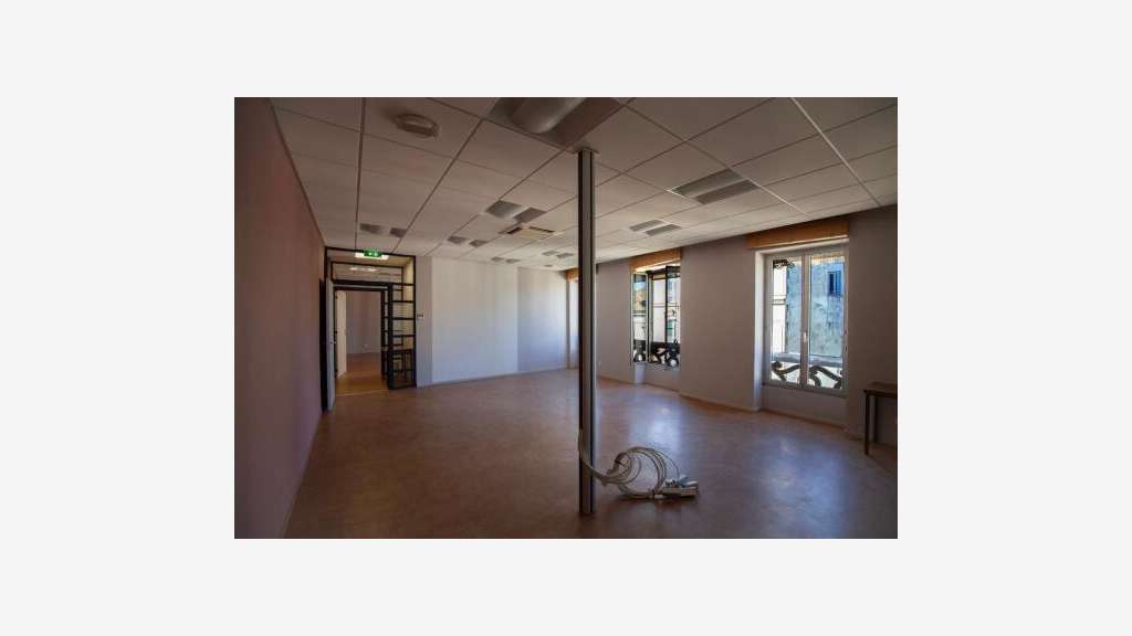 A louer bureau 218m² à Avignon Intra Muros