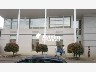 A louer bureaux de 200m² à Avignon Agroparc