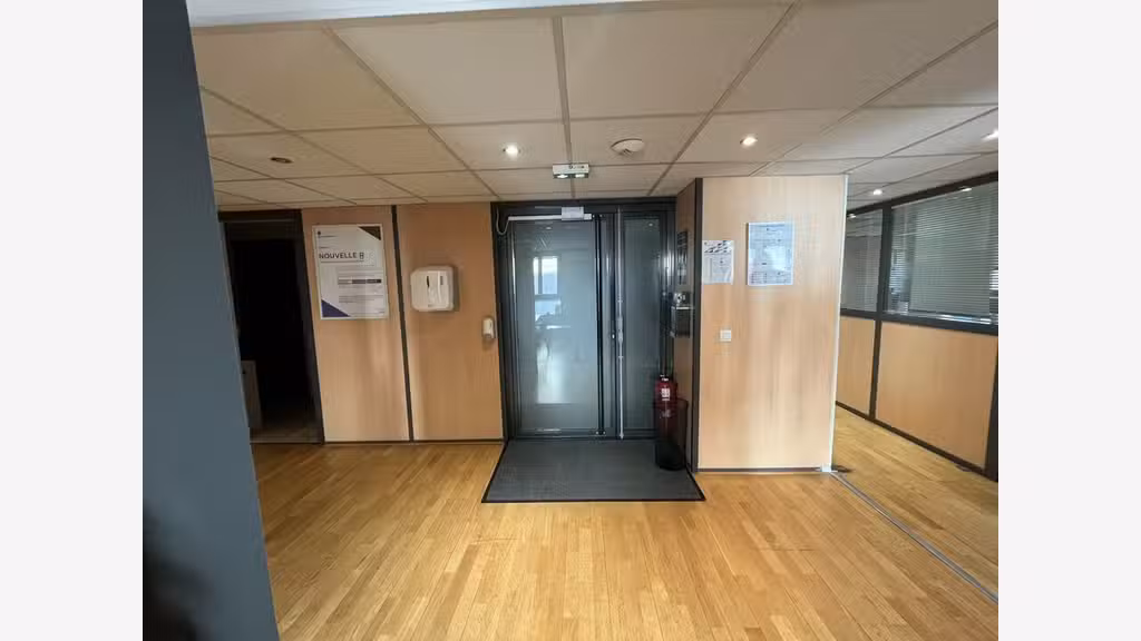 Bureaux de 215m² à louer en centre ville Avignon
