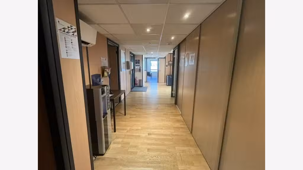 Bureaux de 215m² à louer en centre ville Avignon