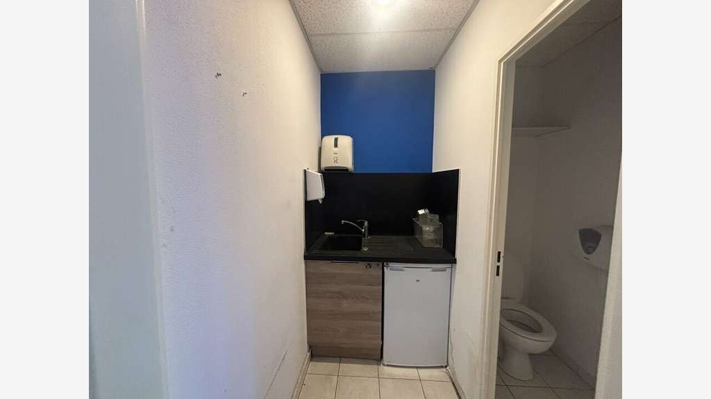 AVIGNON - BUREAUX à louer