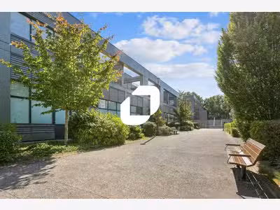 A louer Bureaux 2224m² Bagneux