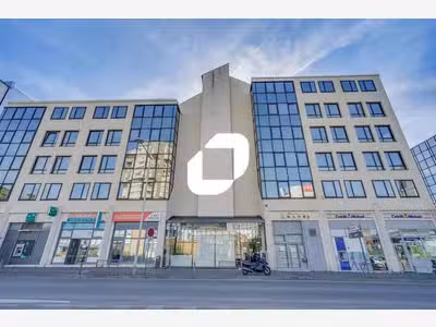 A louer Bureaux 1750m² Bagnolet