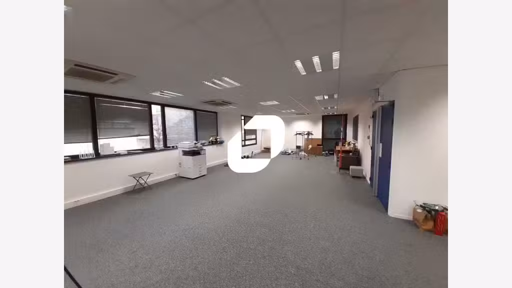 A louer Bureaux 757m² Bagnolet