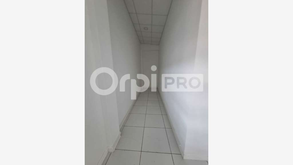 Avec ORPI  louez vos bureaux de 119 m2