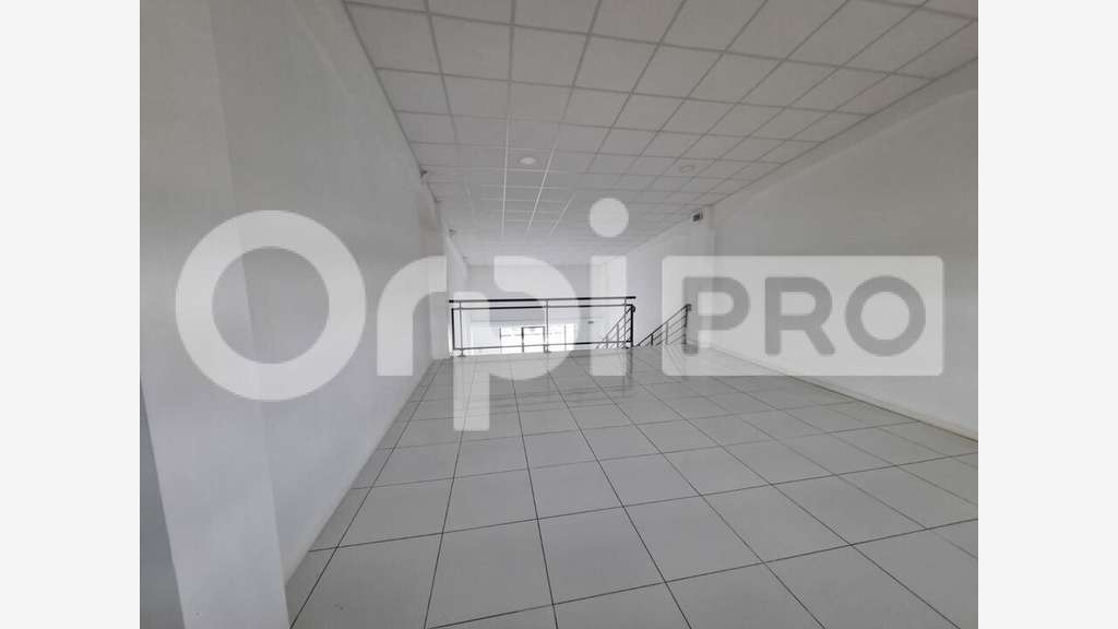 Avec ORPI  louez vos bureaux de 119 m2