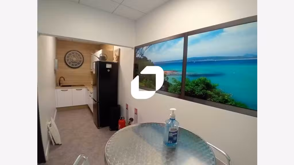 A louer Bureaux 18m² Bailly romainvilliers