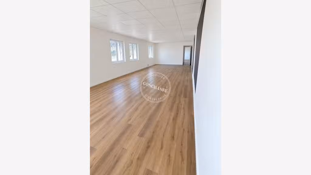 A louer bureaux 750m² lumineux à Balma-Gramont