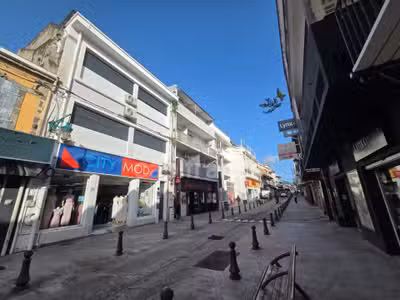 A louer bureaux rénovés 90m² à Basse-Terre centre