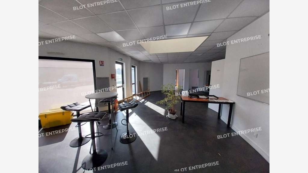 À LOUER - LOCAL PROFESSIONNEL BUREAUX 170 m² - B