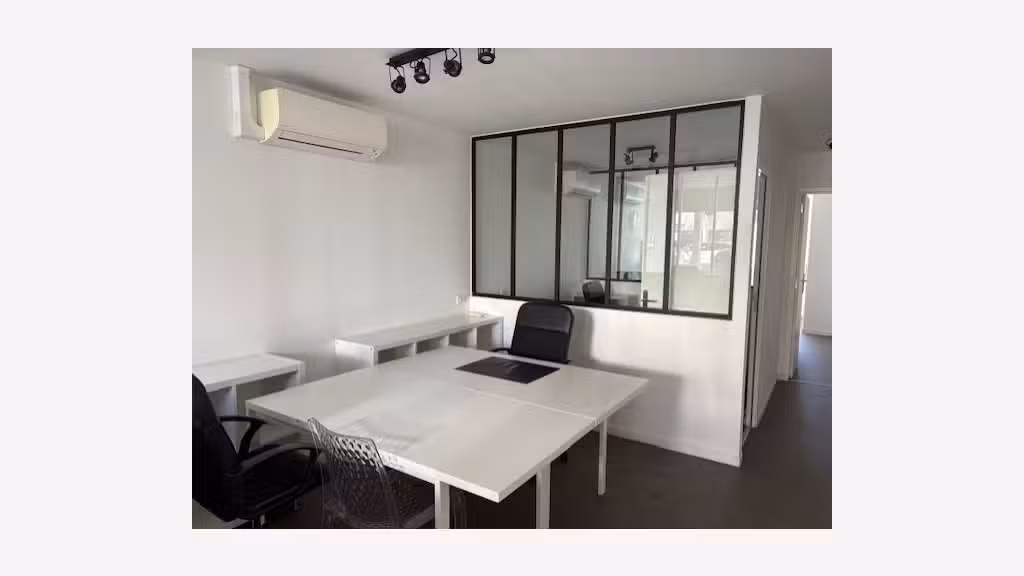 A louer local bureaux 60m² à Bayonne Sainsontan