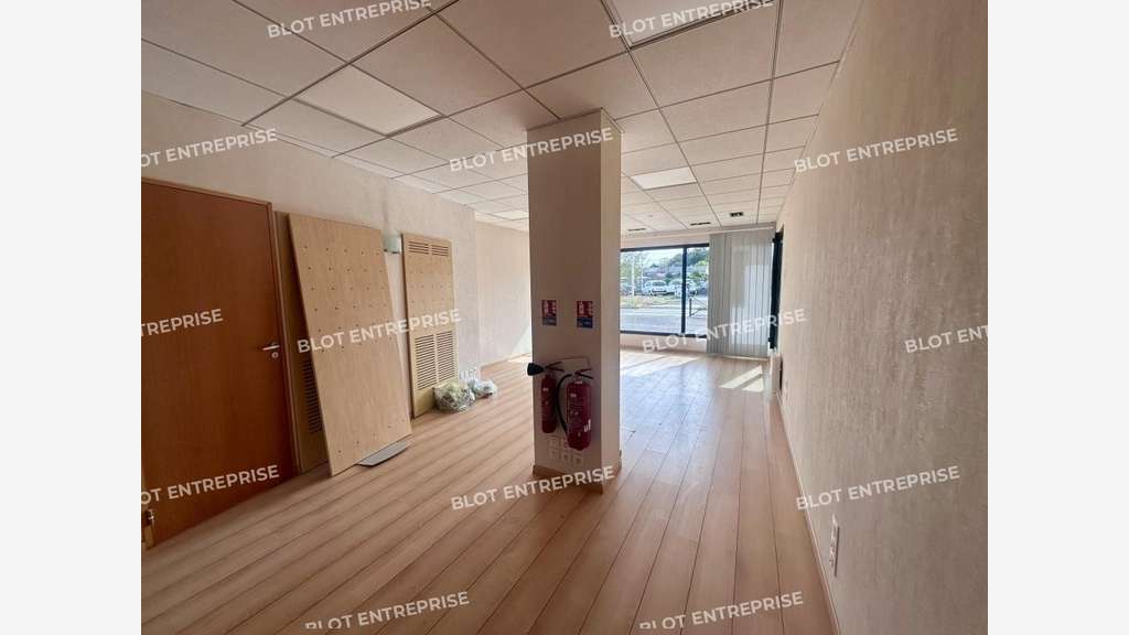 A louer bureaux 46m² avec accès PMR à Betton