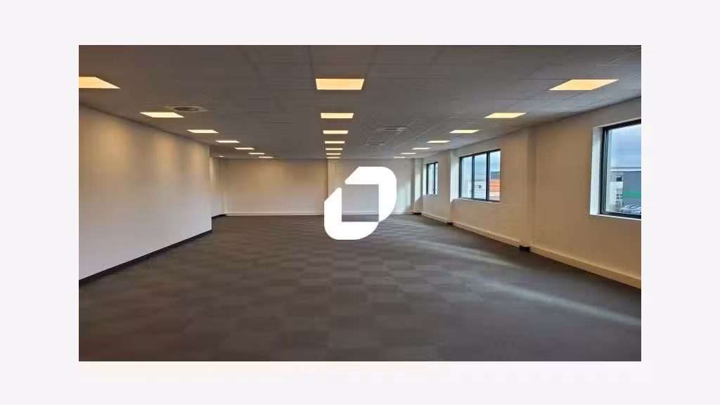 A louer Bureaux 486m² Belloy en france