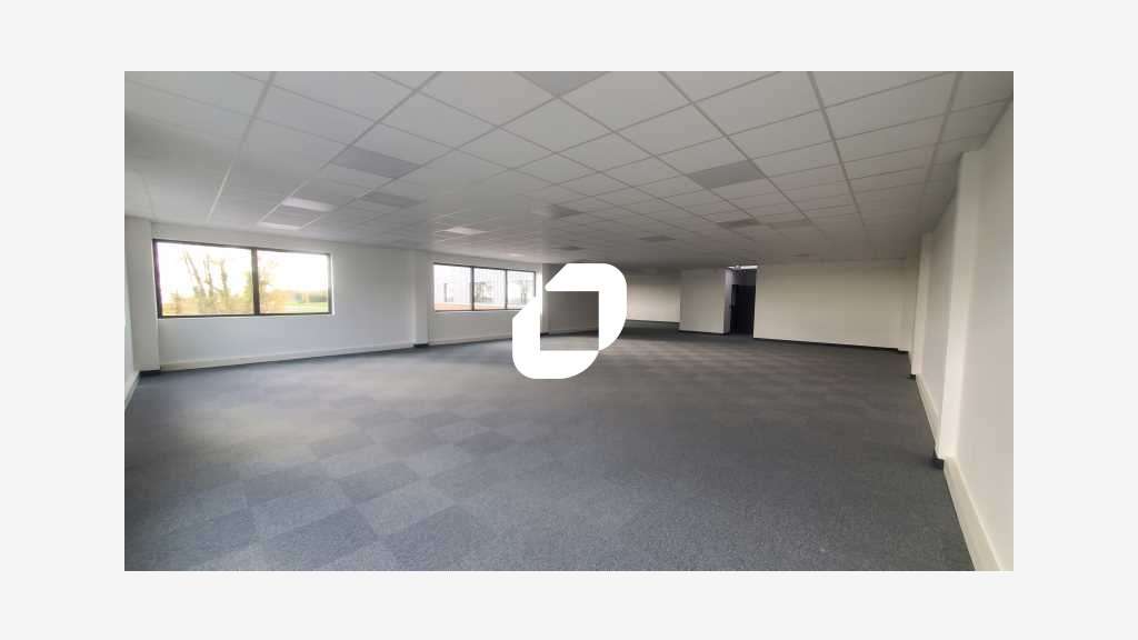 A louer Bureaux 486m² Belloy en france