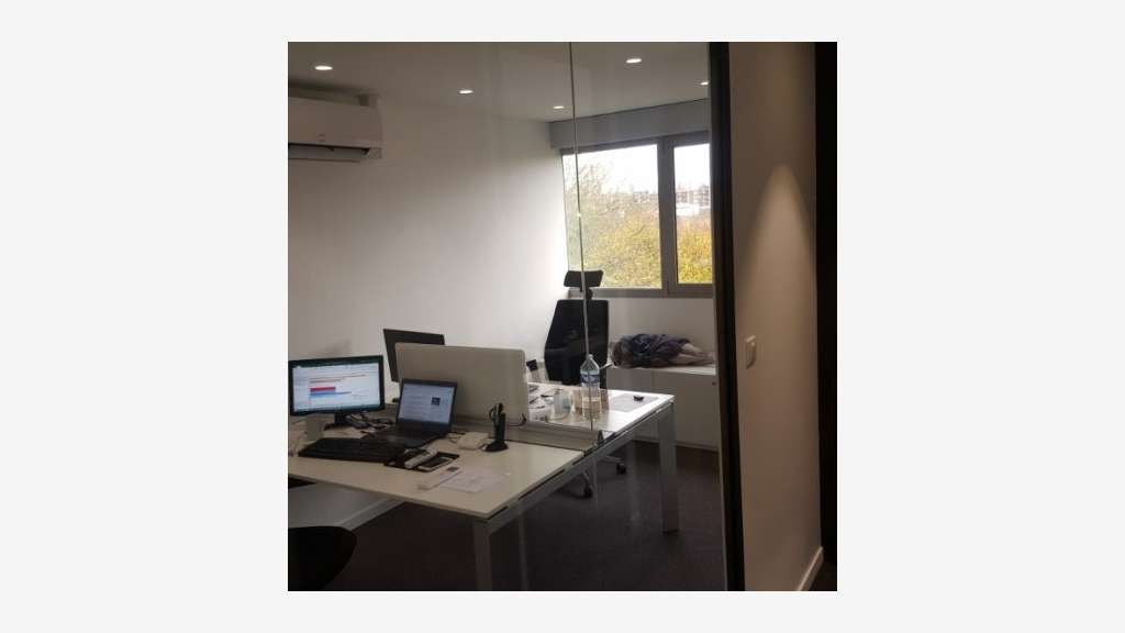 Location bureau 190m² à Besançon